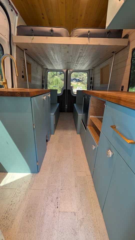 2016 Mercedes-Benz Sprinter 2500 144 High Roof in Roseville, CA (photo 4)