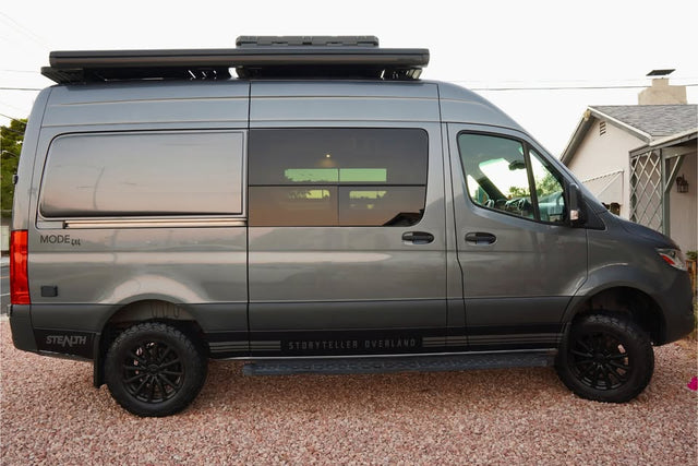 2021 Storyteller stealth mode 4x4 — photo 2