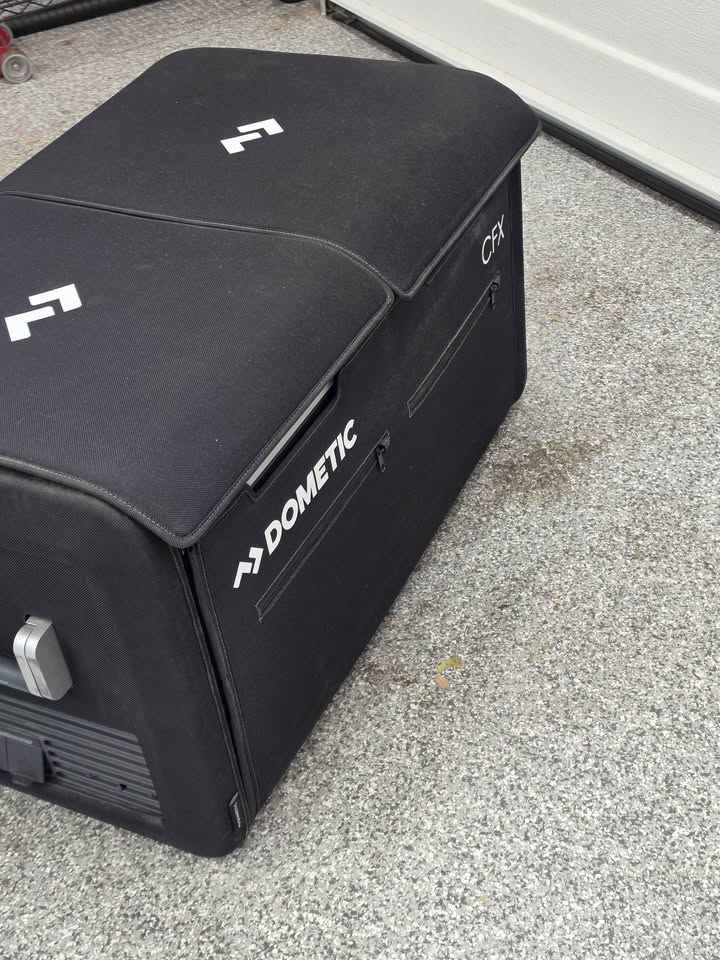 Dometic CFX3 75DZ Dual Zone Fridge And Freezer (photo 6) — photo 6