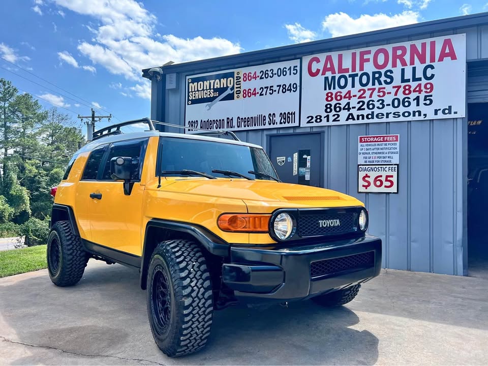 2007 Toyota FJ Cruiser in Greenville, SC (photo 1) — photo 1