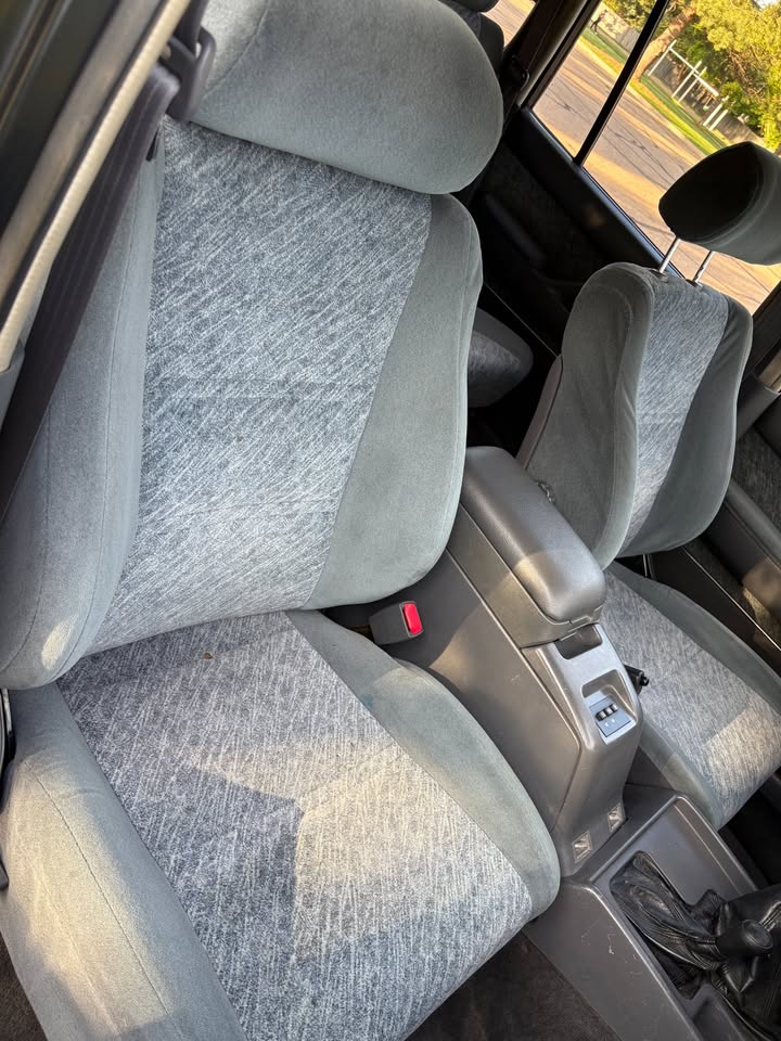 1997 Toyota Land Cruiser HZJ80 LHD Manual Diesel (photo 6) — photo 6