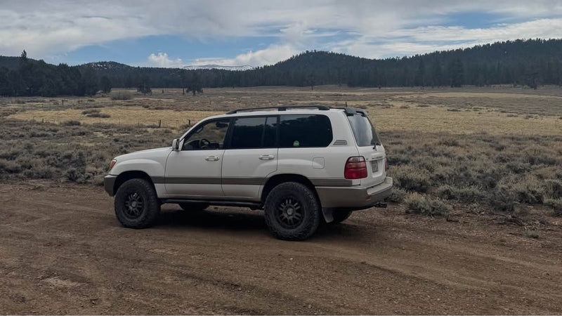 2000 Toyota Land Cruiser (photo 2) — photo 2