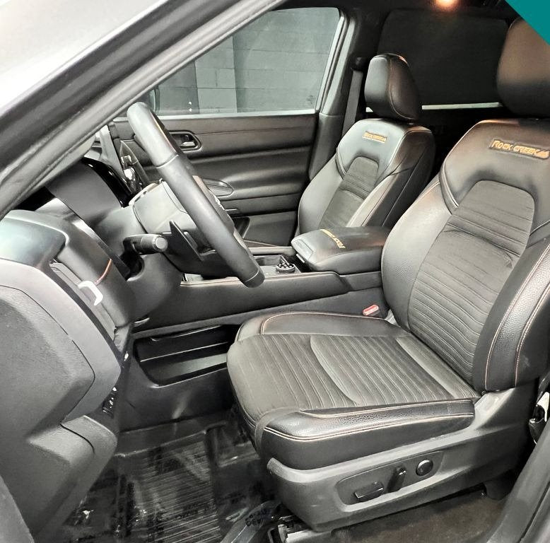 2024 Nissan Pathfinder Rock Creek 25024 Miles (photo 5) — photo 5
