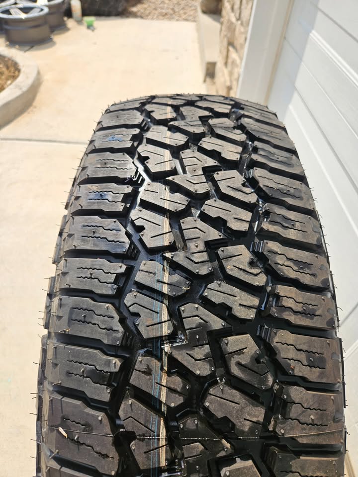 Falken Wildpeak AT3W 265/75r16 in Morrison, CO (photo 10)