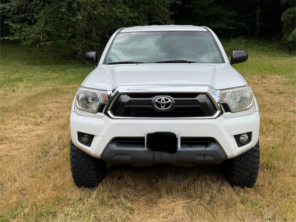 2014 Toyota Tacoma Double Cab · TRD Off-Road Pickup 4D 5 ft in St Helens, OR (photo 2)