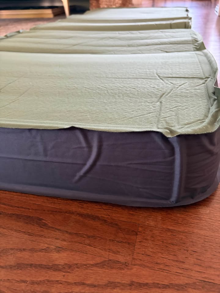 EXPED MegaMat 10 Self-Inflating Sleeping Pad – MW Single Size in Montclair, CA (photo 3) — photo 3