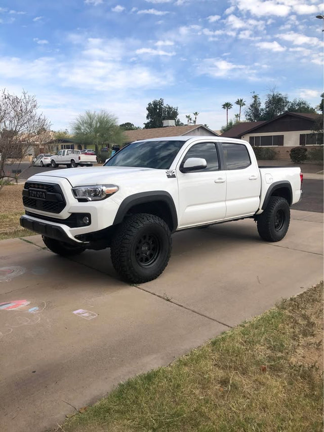 2019 Toyota Tacoma Double Cab · TRD Off-Road Pickup 4D 5 ft — photo 3
