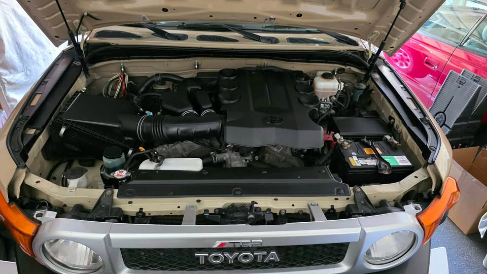 2012 Toyota FJ Cruiser · Sport Utility 2D in Temecula, CA (photo 8) — photo 8