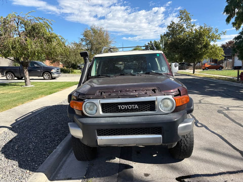 Toyota FJ Cruiser in Salt Lake City, UT (photo 2) — photo 2