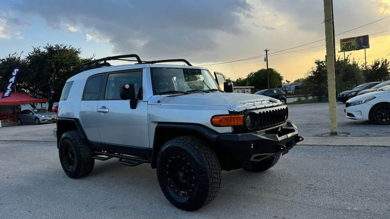 2007 Toyota FJ Cruiser · Sport Utility 2D in San Antonio, TX (photo 10) — photo 10