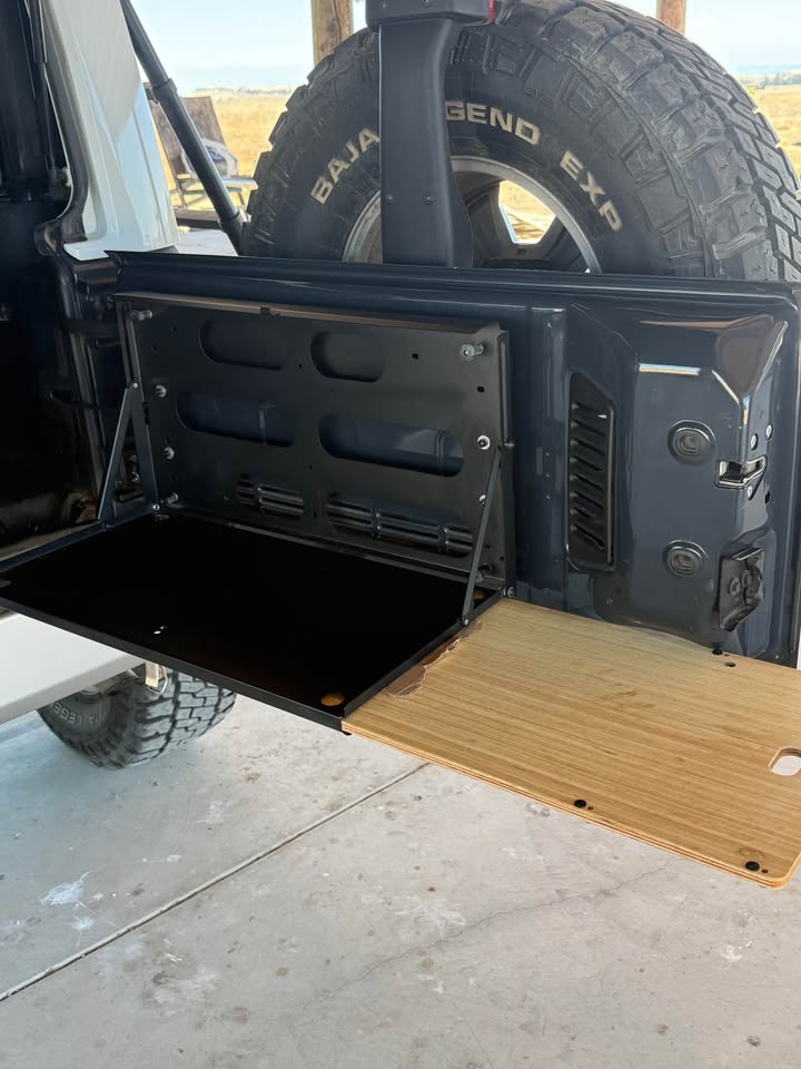 2017 Jeep Wrangler Unlimited · Chief Sport Utility 4D in Fresno, CA (photo 6) — photo 6