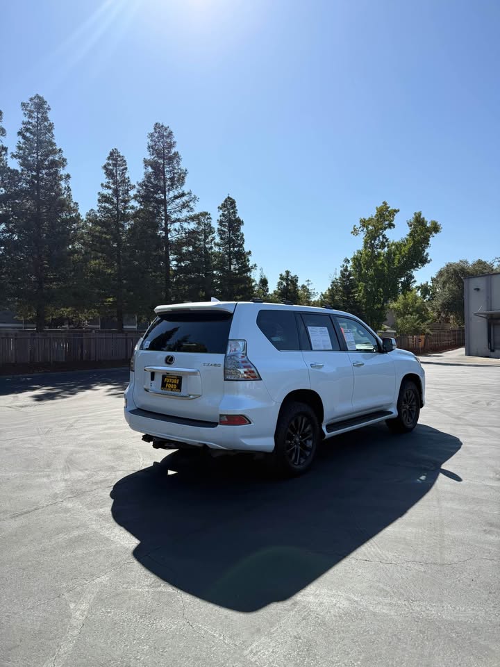 2023 Lexus GX · GX 460 4WD W/Premium package in Roseville, CA (photo 3) — photo 3