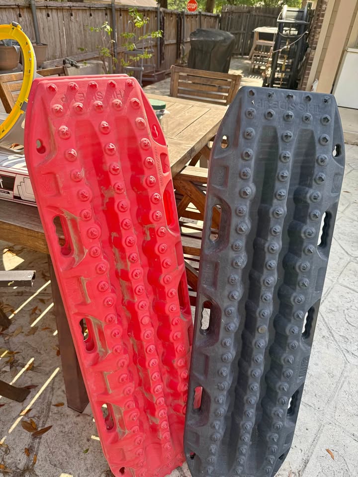 Maxtrax Traction Boards in Schertz, TX (photo 1)