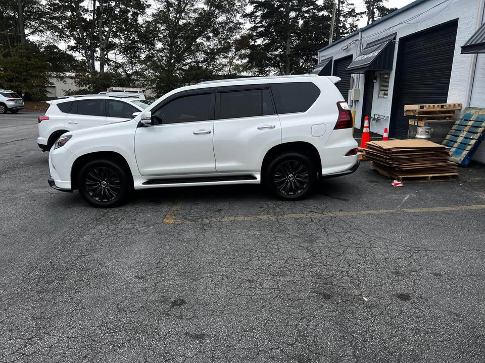 2020 Lexus GX in Hampton, GA (photo 5) — photo 5