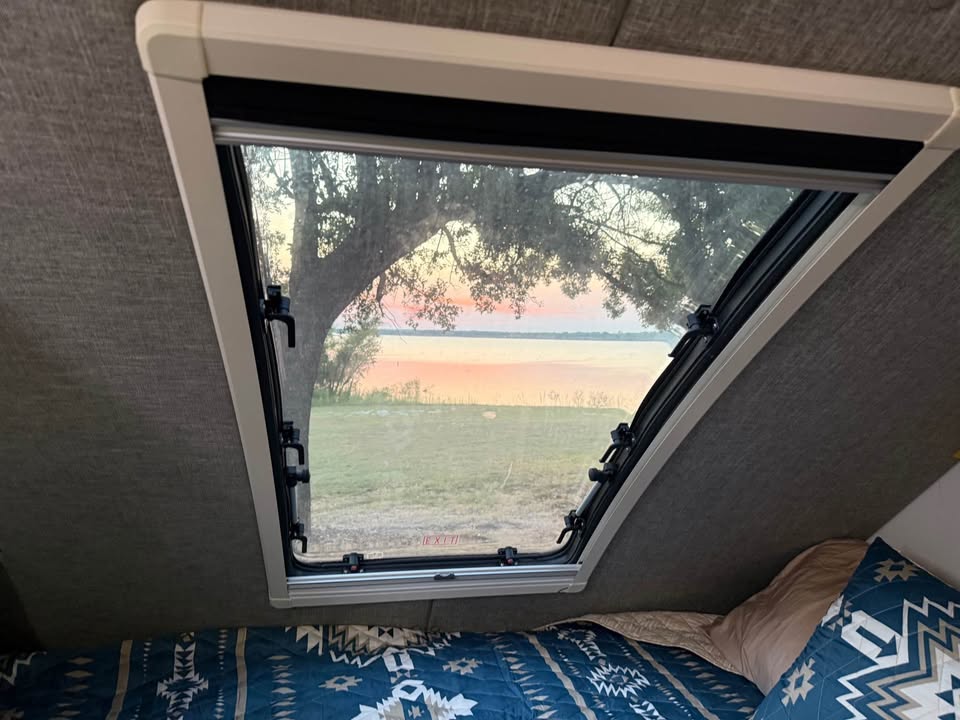 2021 NuCamp T@B 400 Boondock (Bandera) in Bandera, TX (photo 4) — photo 4