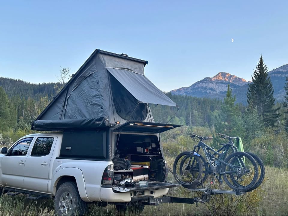 Super Pacific X1 Camper for Tacoma 5ft Bed - with Extras in Salt Lake City, UT (photo 1)