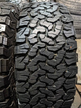 LT285/70R17
Bfgoodrich KO2 Tires $950 Set of 5 in Northlake, IL (photo 3)