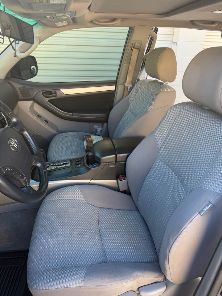 2008 Toyota 4Runner · SR5 Sport Utility 4D in Roseville, CA (photo 11) — photo 11