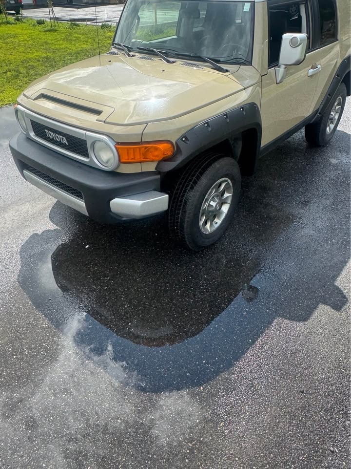 2012 Toyota FJ Cruiser · Sport Utility 2D in Torrington, CT (photo 5) — photo 5