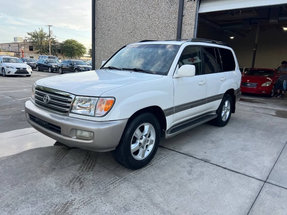 2005 Toyota Land Cruiser in Dallas, TX (photo 1) — photo 1