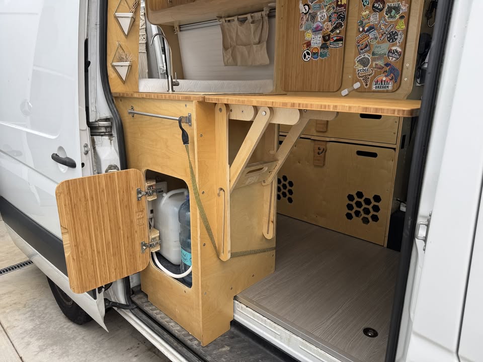 2015 Mercedes Sprinter 2500 144" High Roof - Custom Van Build w/ Solar in Portland, OR (photo 6)