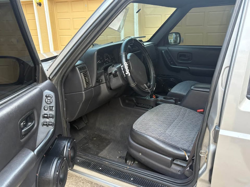 2001 Jeep Cherokee · Classic Sport Utility 4D in Palm Coast, FL (photo 5) — photo 5