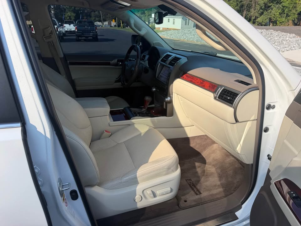 2013 Lexus GX · GX 460 Sport Utility 4D in Anderson, SC (photo 9) — photo 9