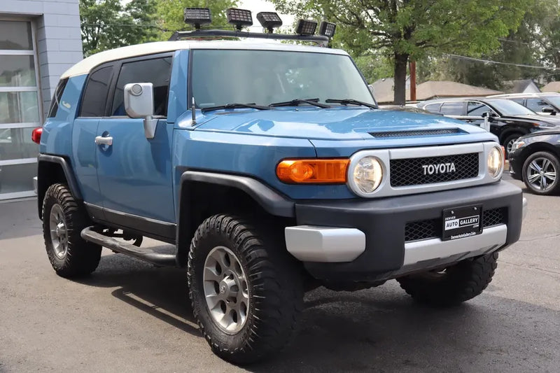 2011 Toyota FJ Cruiser in Aurora, CO (photo 4) — photo 4