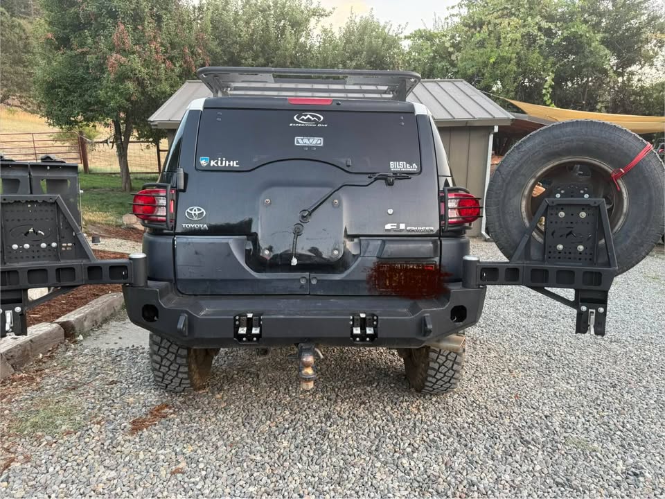 2009 Toyota FJ Cruiser · Sport Utility 2D (photo 5) — photo 5