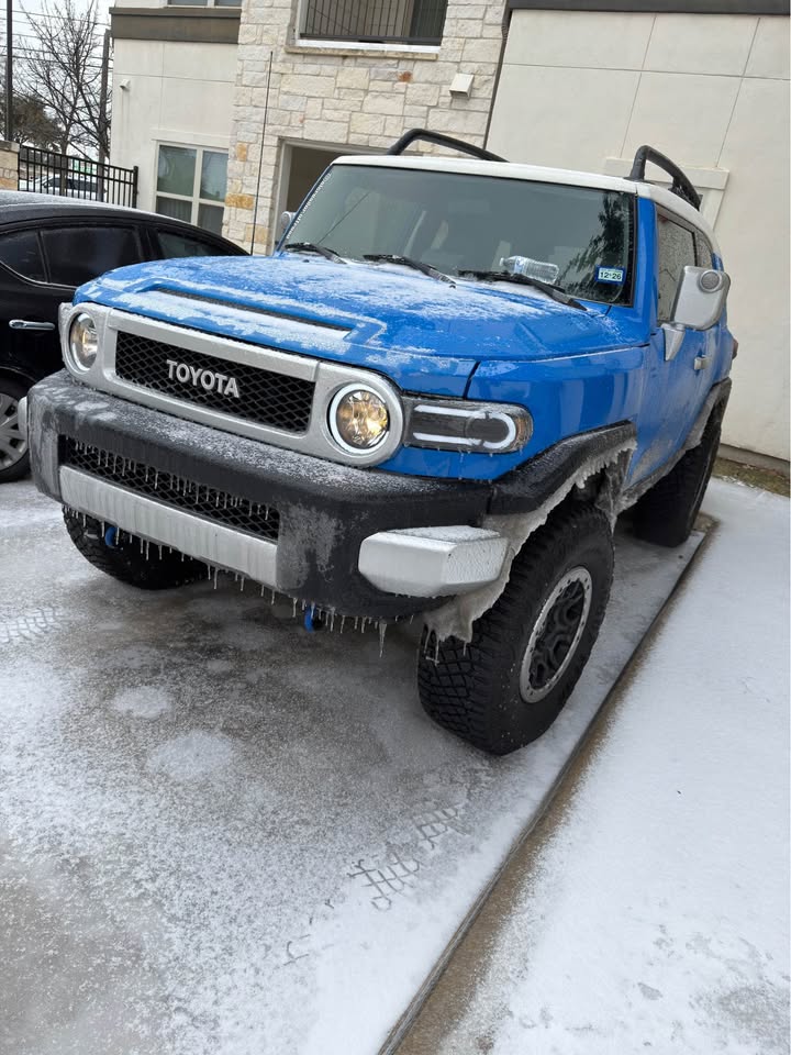 2007 Toyota FJ Cruiser · 4x4 in Austin, TX (photo 5) — photo 5