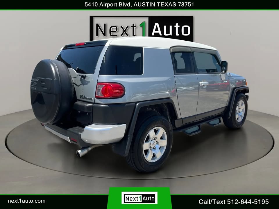 2010 Toyota FJ Cruiser Sport Utility 2D in Austin, TX (photo 8) — photo 8