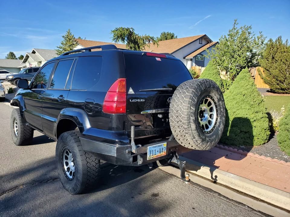 2004 Lexus GX470 in Reno, NV (photo 2) — photo 2