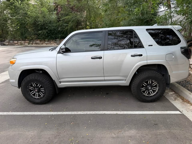 2012 Toyota 4Runner · SR5 Sport Utility 4D — photo 2