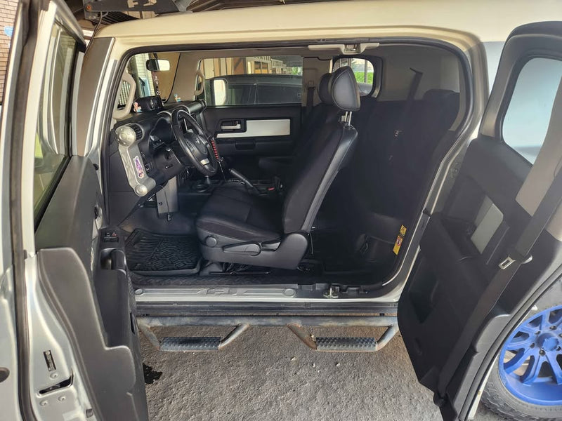 2007 Toyota FJ Cruiser · Sport Utility 2D (photo 6) — photo 6