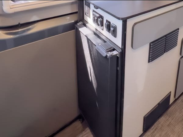 2024 Winnebago REVEL BMB44E in Port St Lucie, FL (photo 10) — photo 10