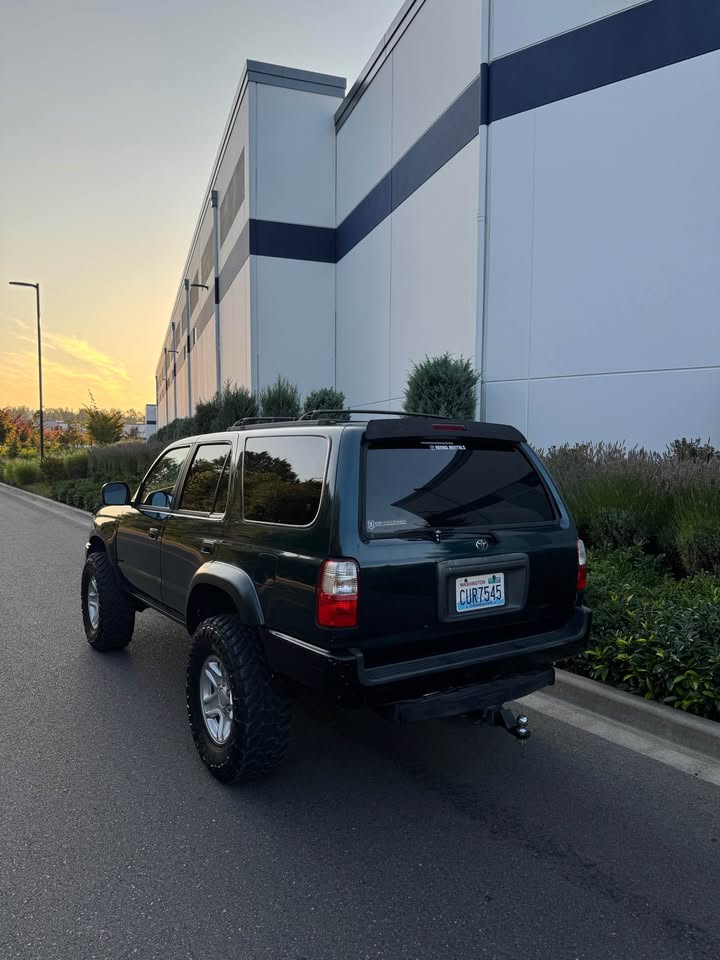 2001 Toyota 4Runner · SR5 Premium Sport Utility 4D in Edgewood, WA (photo 3) — photo 3