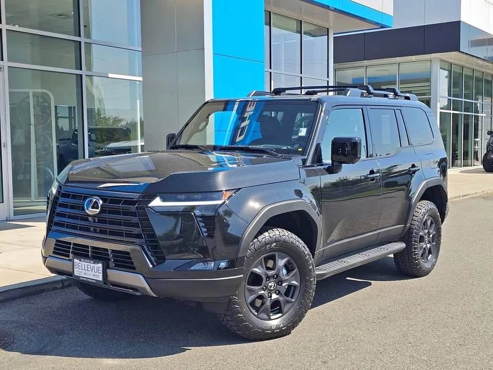 2026 Lexus GX · 550 Overtrail+ in Bellevue, WA (photo 1) — photo 1