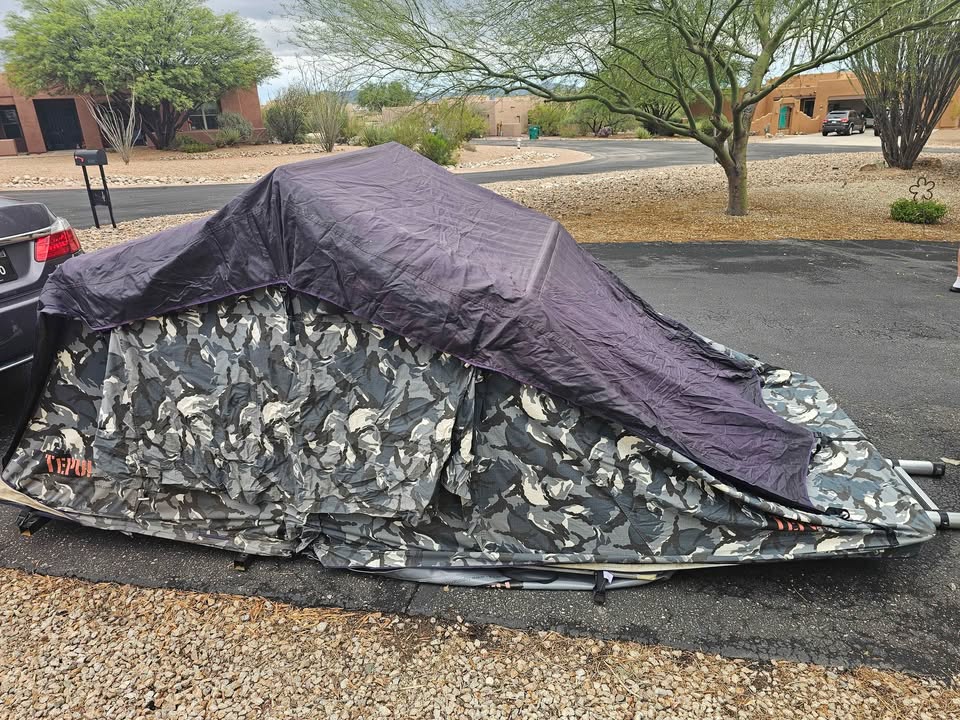 Tepui Rooftop Tent for Camping or Overlanding (photo 5) — photo 5