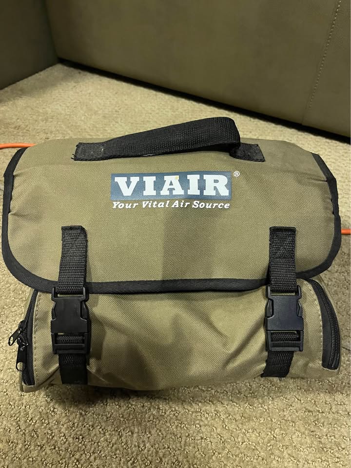 VIAIR 400P Portable Compressor – Heavyweight Series (Part #40043) – Excellent Co (photo 7) — photo 7
