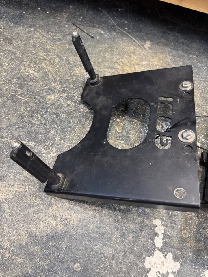 GOBI Racks Jeep Wrangler Rear Mount MaxTrax Brackets, Pair in Denver, CO (photo 6) — photo 6