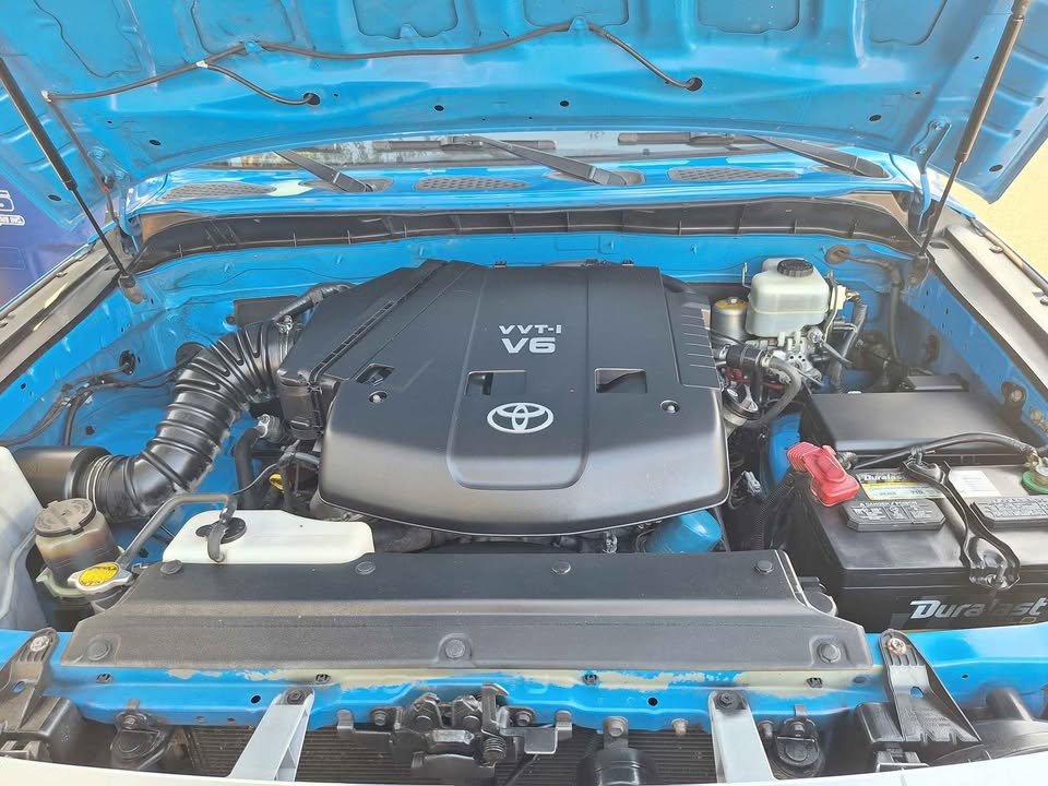 2007 Toyota FJ Cruiser · Sport Utility 2D in Downey, CA (photo 9) — photo 9
