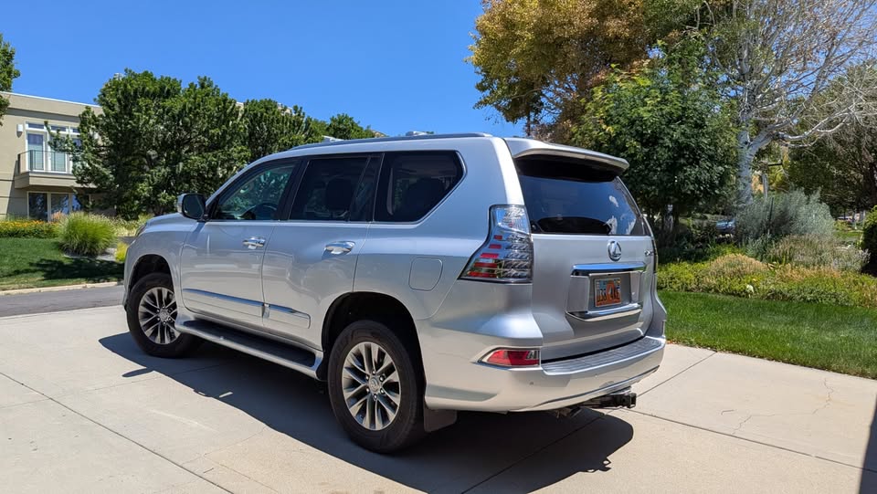 2018 Lexus GX 460 with Luxury Package in Salt Lake City, UT (photo 5) — photo 5