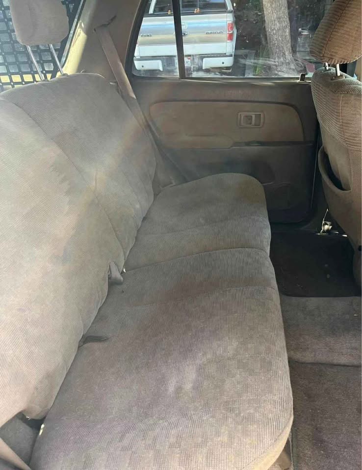 2000 Toyota 4Runner · SR5 Sport Utility 4D in Riverside, CA (photo 11) — photo 11