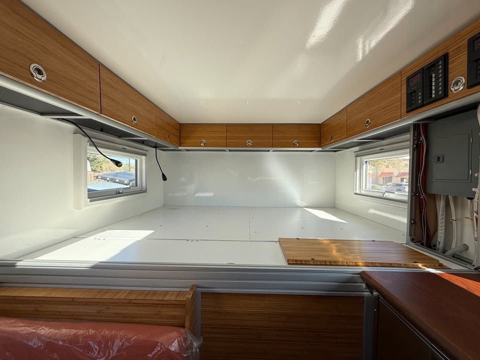2022 International boondocker 6x6 custom rhino line of your choice in New Braunfels, TX (photo 12) — photo 12