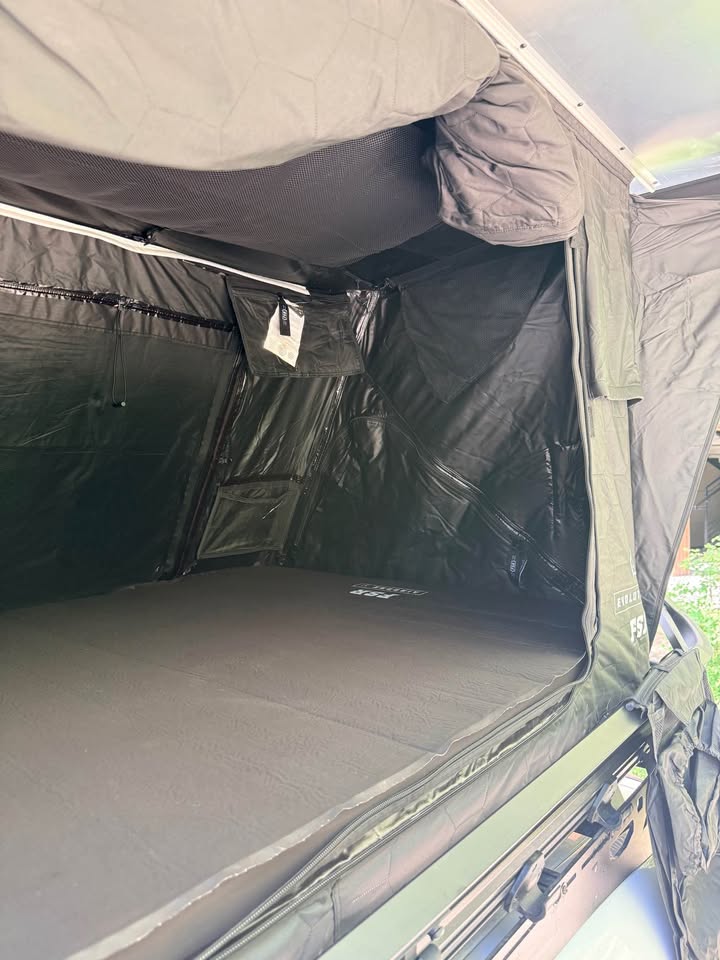 Freespirit Recreation Evo V2 Rooftop Tent in Jackson, WY (photo 6) — photo 6