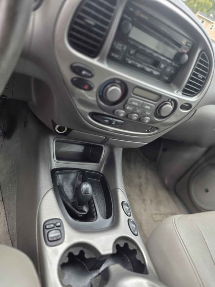 2003 Toyota Sequoia · Limited Sport Utility 4D in Danville, CA (photo 5)