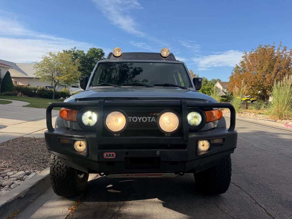 2013 Toyota FJ Cruiser Trail Teams - 4x4 in Taylorsville, UT (photo 7) — photo 7