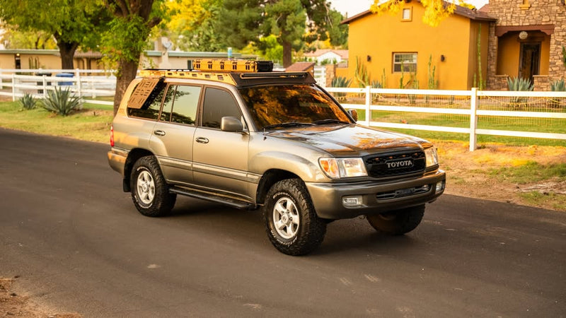 2000 Toyota Land Cruiser Sport Utility in Phoenix, AZ (photo 8) — photo 8