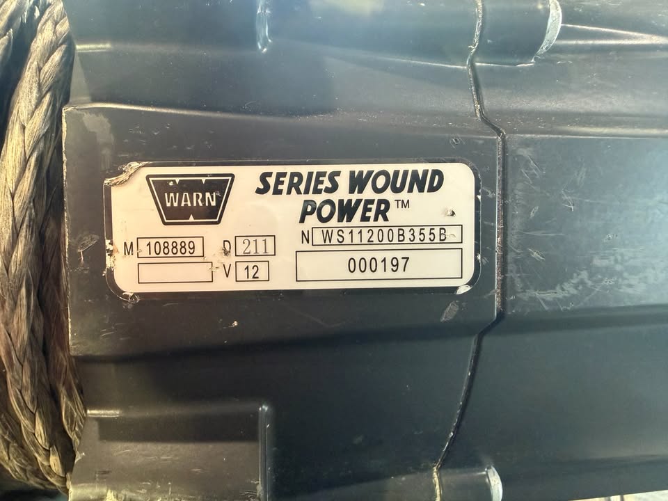 Warn 8000LB Winch in Glendale, AZ (photo 3) — photo 3