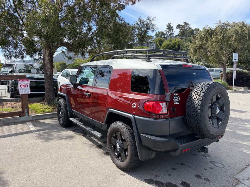 2011 Toyota FJ Cruiser · Sport Utility 2D in Sausalito, CA (photo 2) — photo 2